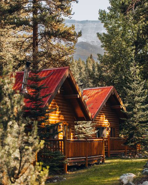 Baker Creek - Superior1Bedrm + Loft Cabin (Stairs)