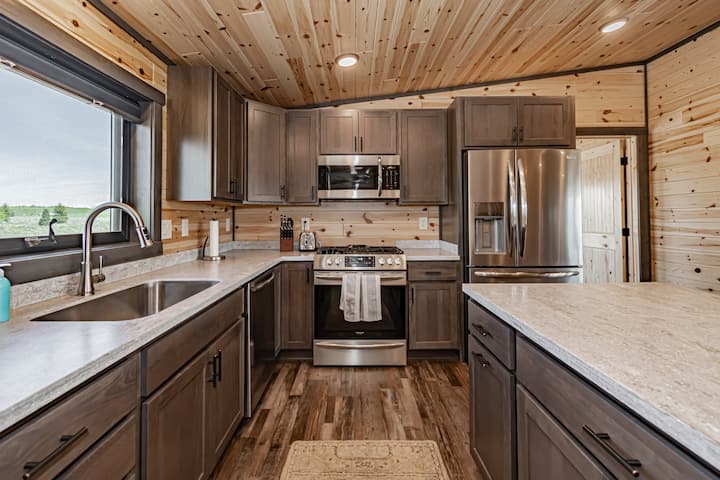 Luxury Teton Valley Cabin Skiing and Near Jackson