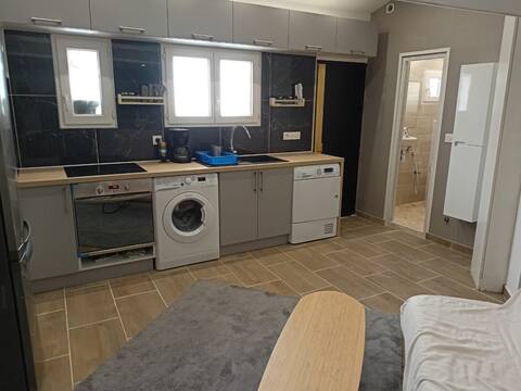 Small cottage 25 min from PARIS