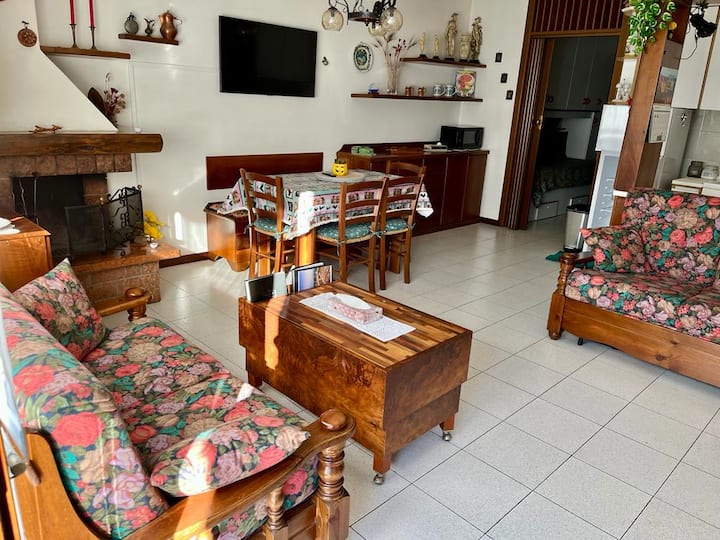 4 Seasons above Lago di Como Vacation homes for Rent in Taceno