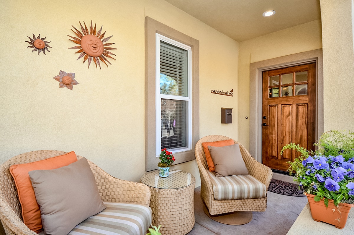 La Casita, a Beautiful 3BR/2BA Furnished Rental