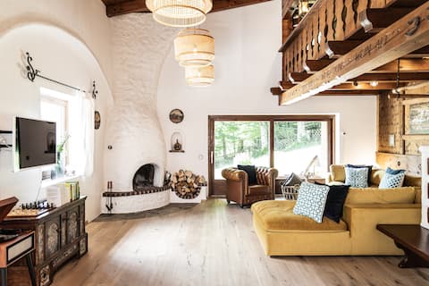 Chalet in sole location. Garden, sauna, fireplace