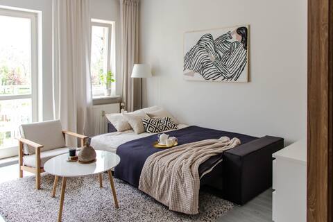 Top performing Airbnb: Stylish Loft/Apartment by Lake Balaton in Praga Południe