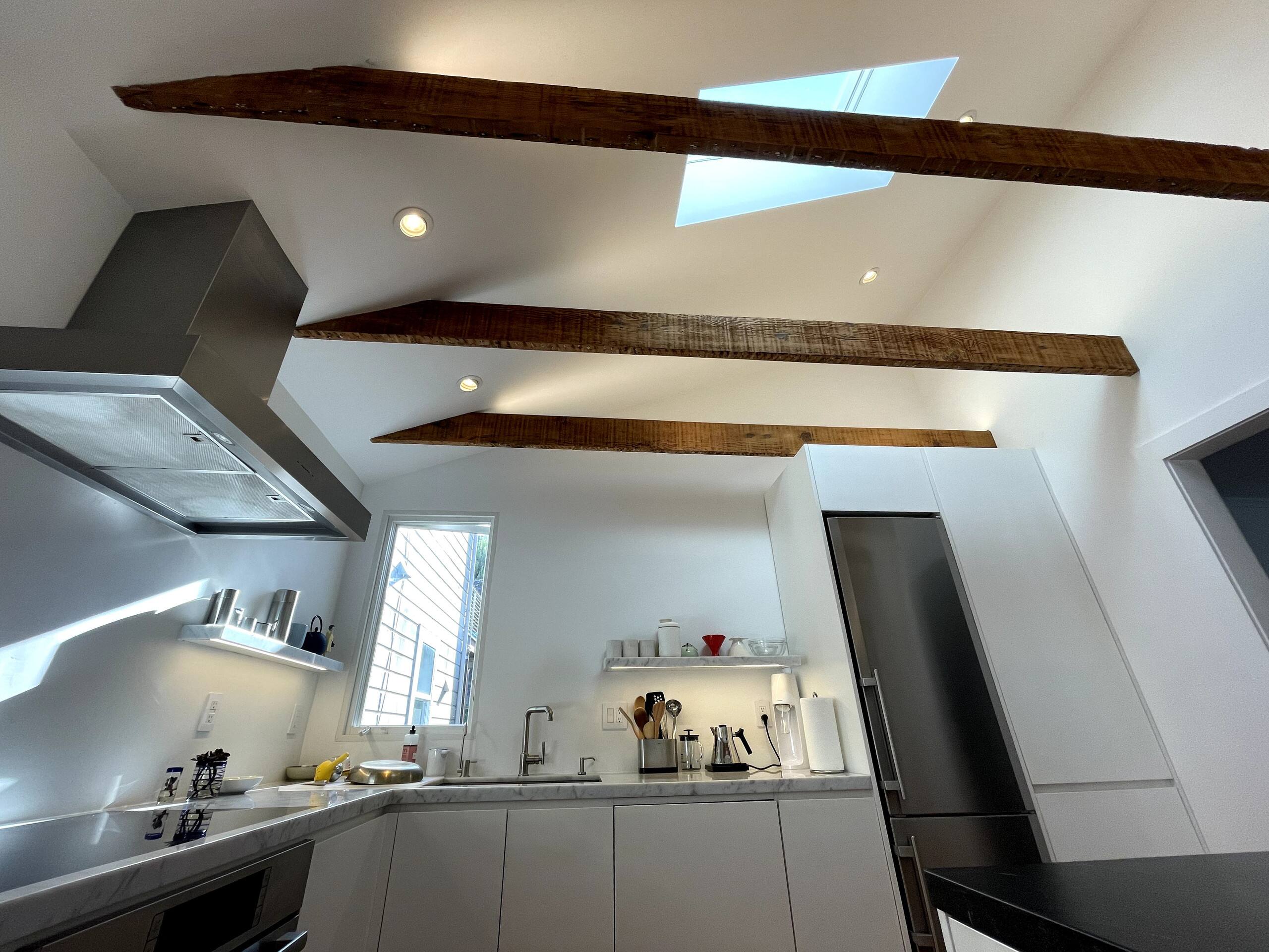 Condo in San Francisco · ★4.97 · 1 bedroom · 1 bed · 1 bath - Image 16