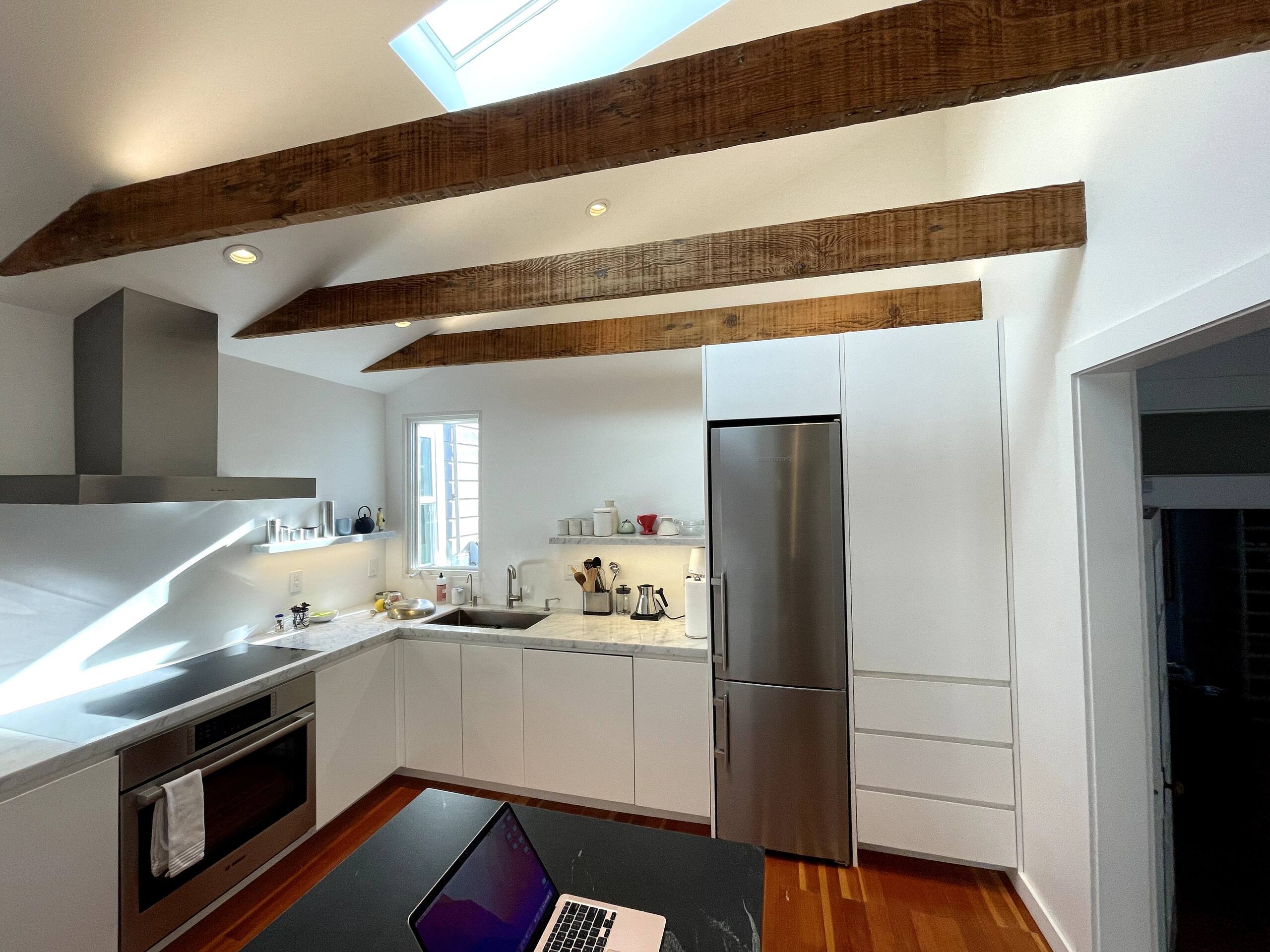 Condo in San Francisco · ★4.97 · 1 bedroom · 1 bed · 1 bath - Image 18