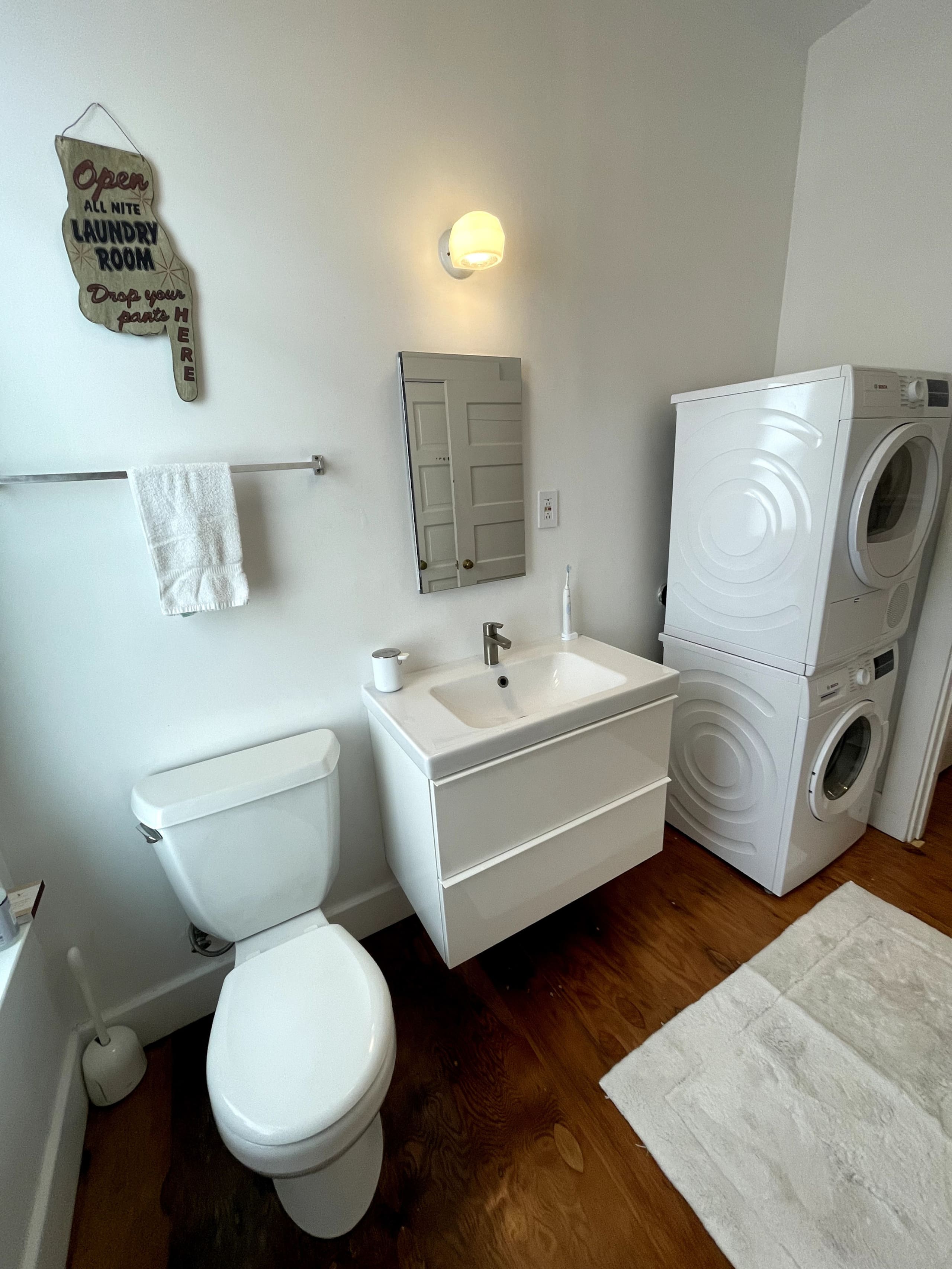 Condo in San Francisco · ★4.97 · 1 bedroom · 1 bed · 1 bath - Image 28