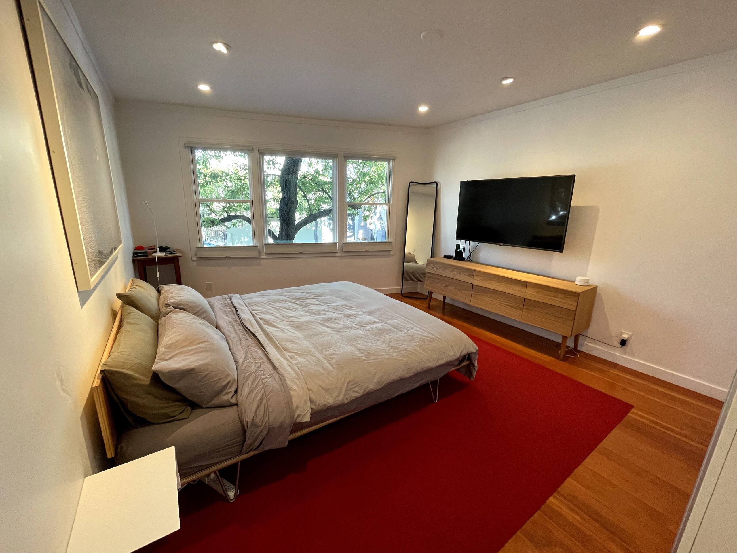 Condo in San Francisco · ★4.97 · 1 bedroom · 1 bed · 1 bath - Image 24