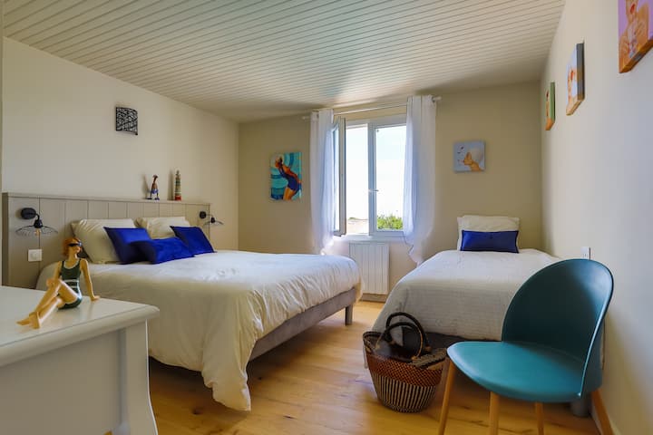 1ª planta habitación doble + cama individual