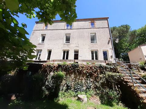 Group lodging for 30 people on the banks of the Sèvre Nantaise