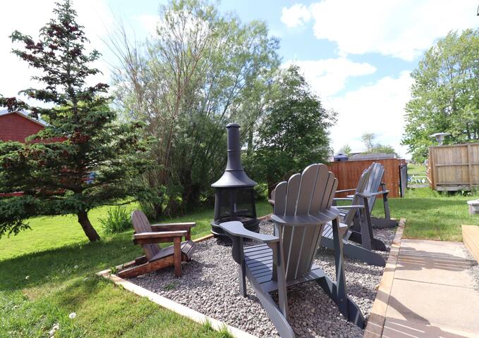 Parlee Beach |DogFriendly| Hot Tub | BBQ | Firepit gallery image 5