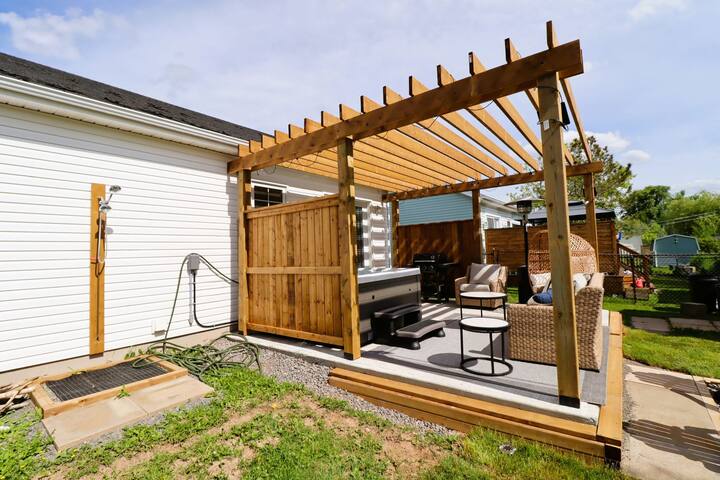 Parlee Beach |DogFriendly| Hot Tub | BBQ | Firepit gallery image 4