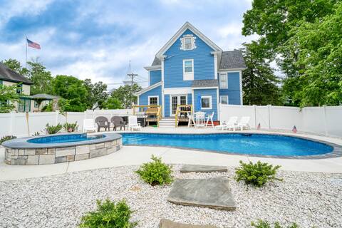 7 Bedroom| Beach| Pool| Walk to Bars & Restaurants