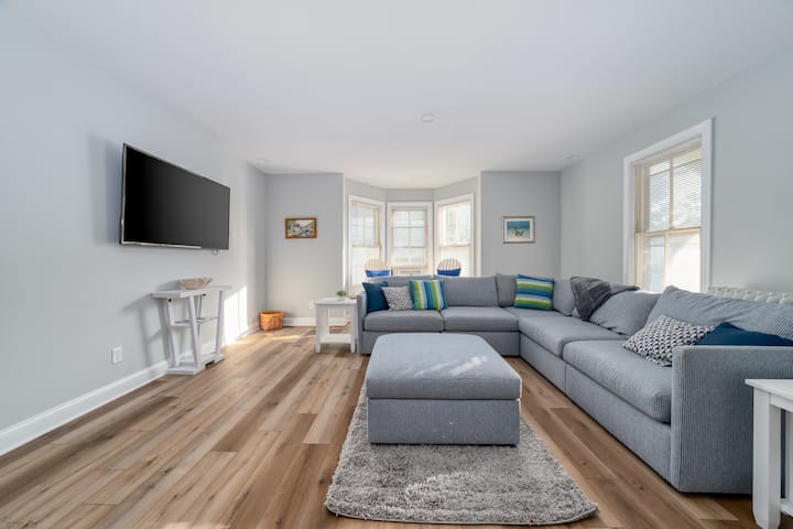 7 Bedroom| Beach| Pool| Walk To Bars & Restaurants - Sea Isle City, NJ