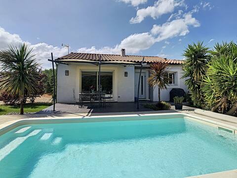 L'Oasis - Villa with pool and garrigue view