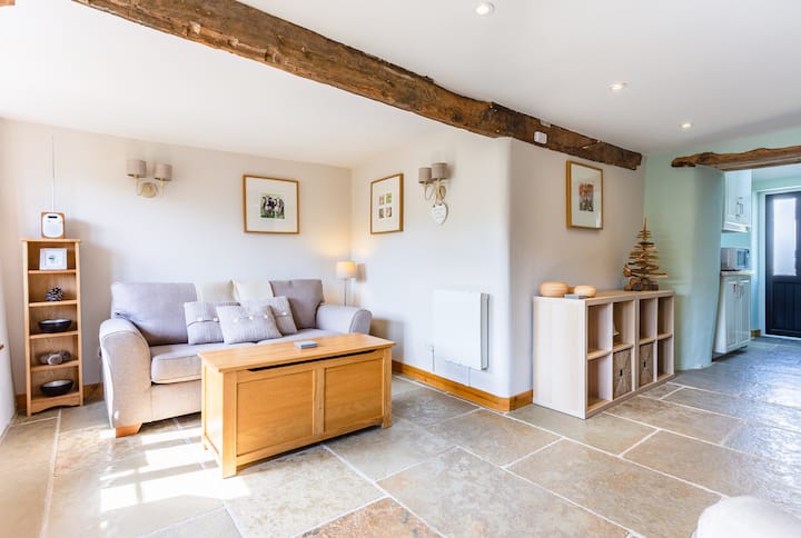 Knapp Cottage 2 Bedroom  Dog Friendly - Axminster