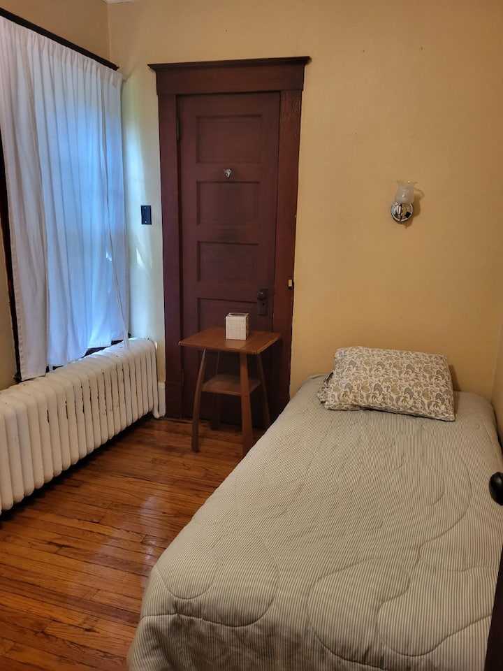Spavaća soba 1