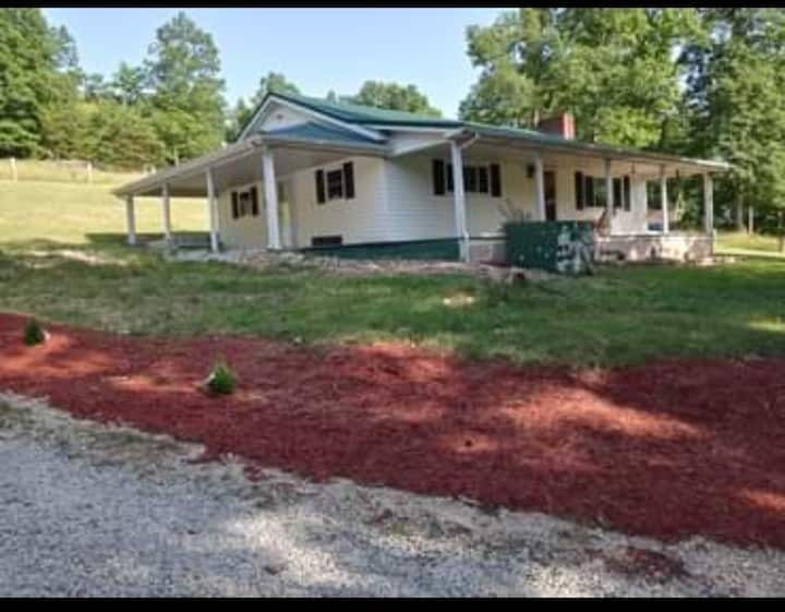 Grayson Vacation Rentals & Homes Kentucky, United States Airbnb