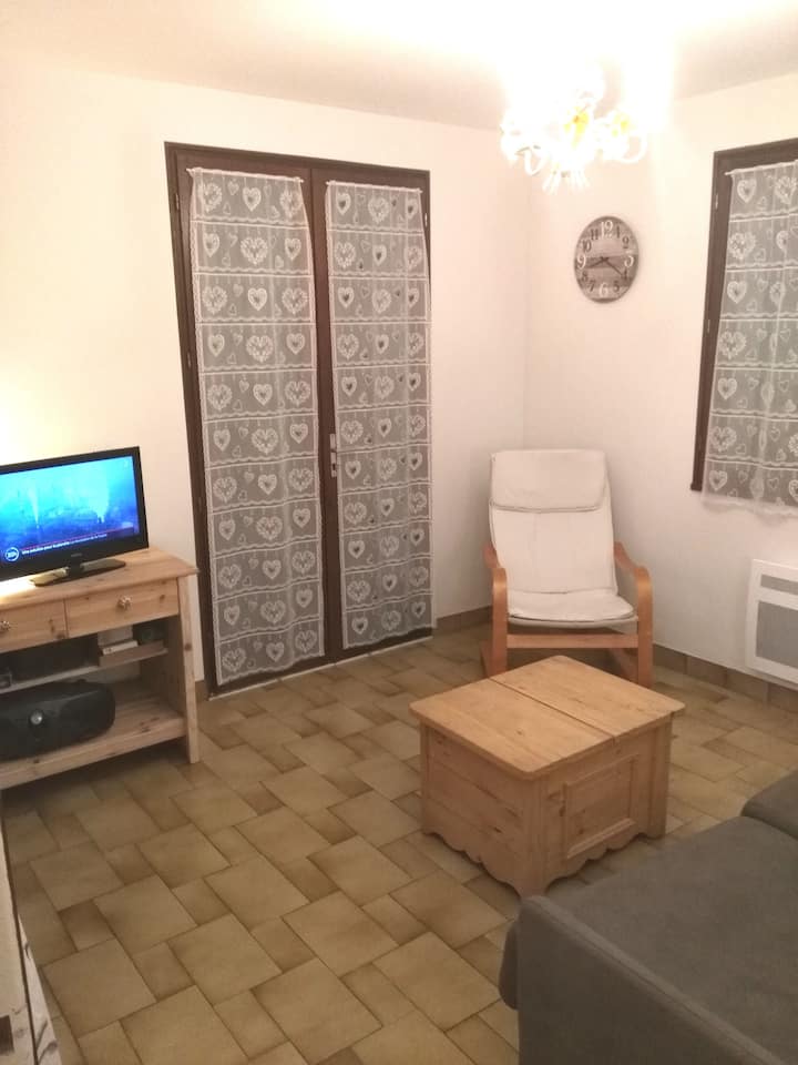 T3  Rdc 2/4 Pers, Terrasse Jardin & Garage Privé. - Gap