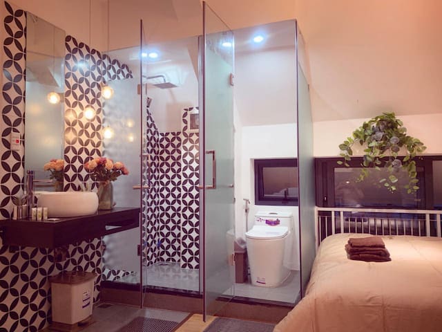 𝐌𝐚𝐲𝐇𝐨𝐮𝐬𝐞 - HomeStay Ver 1 managed Airbnb listing 3
