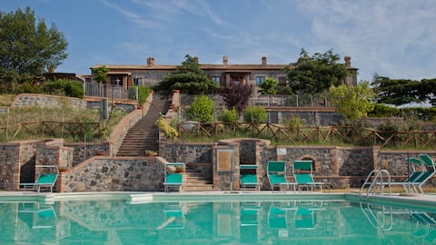 First-floor apartment in farmhouse