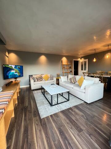 Detached house with magnificent Bosphorus view gallery image 2