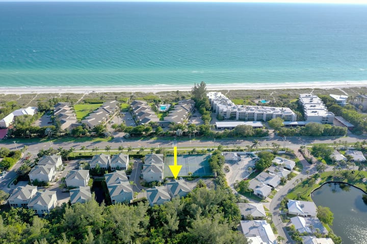 The Tree House By The Beach - Longboat Key, FL
