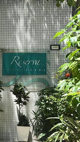 Luxury ap, pool, sauna, gym. gallery image 5