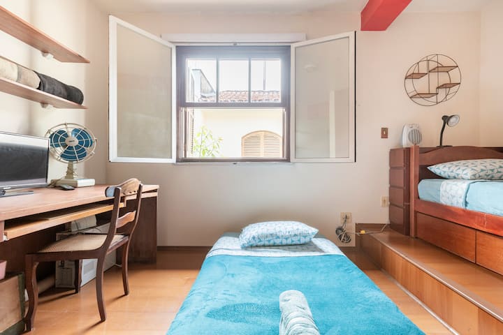 Habitación doble con dos camas individuales