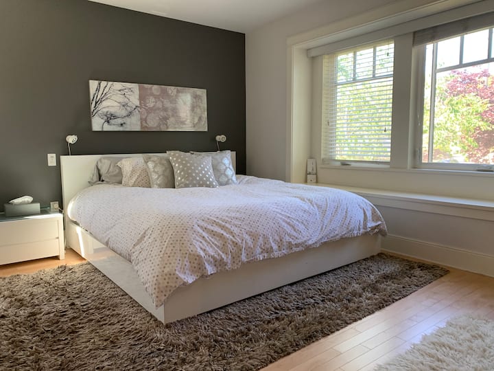 Master bedroom with king bed and ensuite