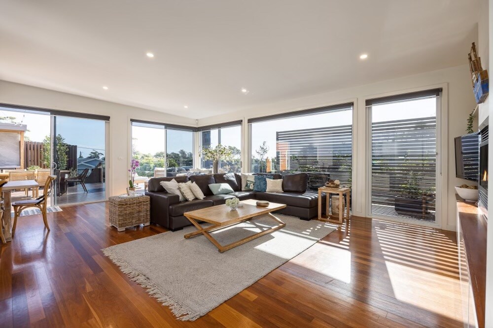 Popular Airbnb listing: A stroll to the beach or enjoy the heated pool. in Mc Crae