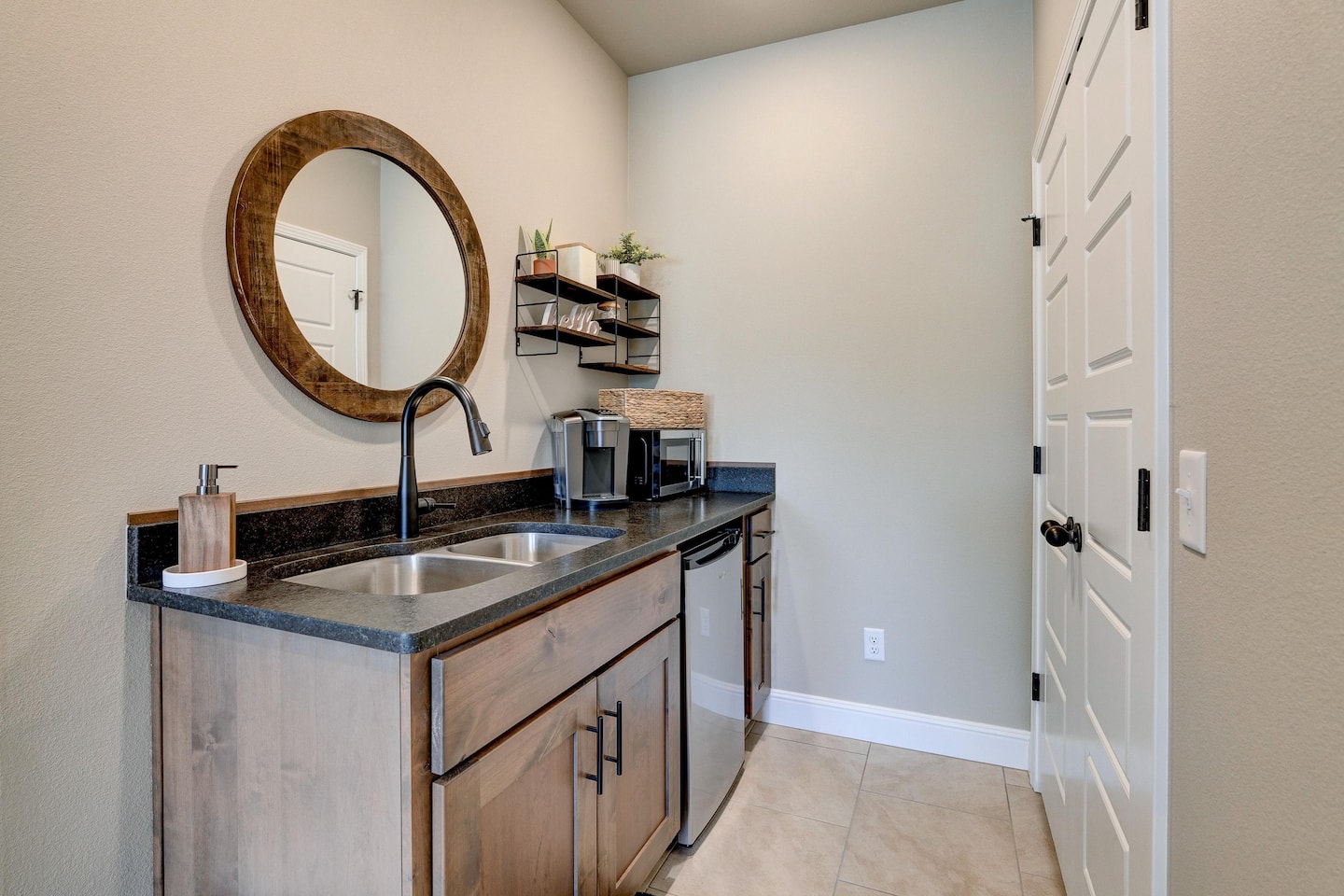 Joplin, MO Bed and Breakfasts at the Best Price | cozycozy