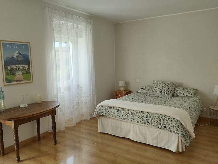 ห้อง 1 เตียง 160 ซม.