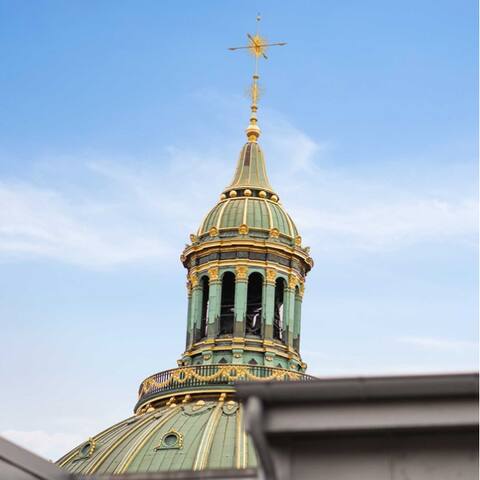 Highly Reduced 2 Bedroom Apartment in City Center gallery image 3