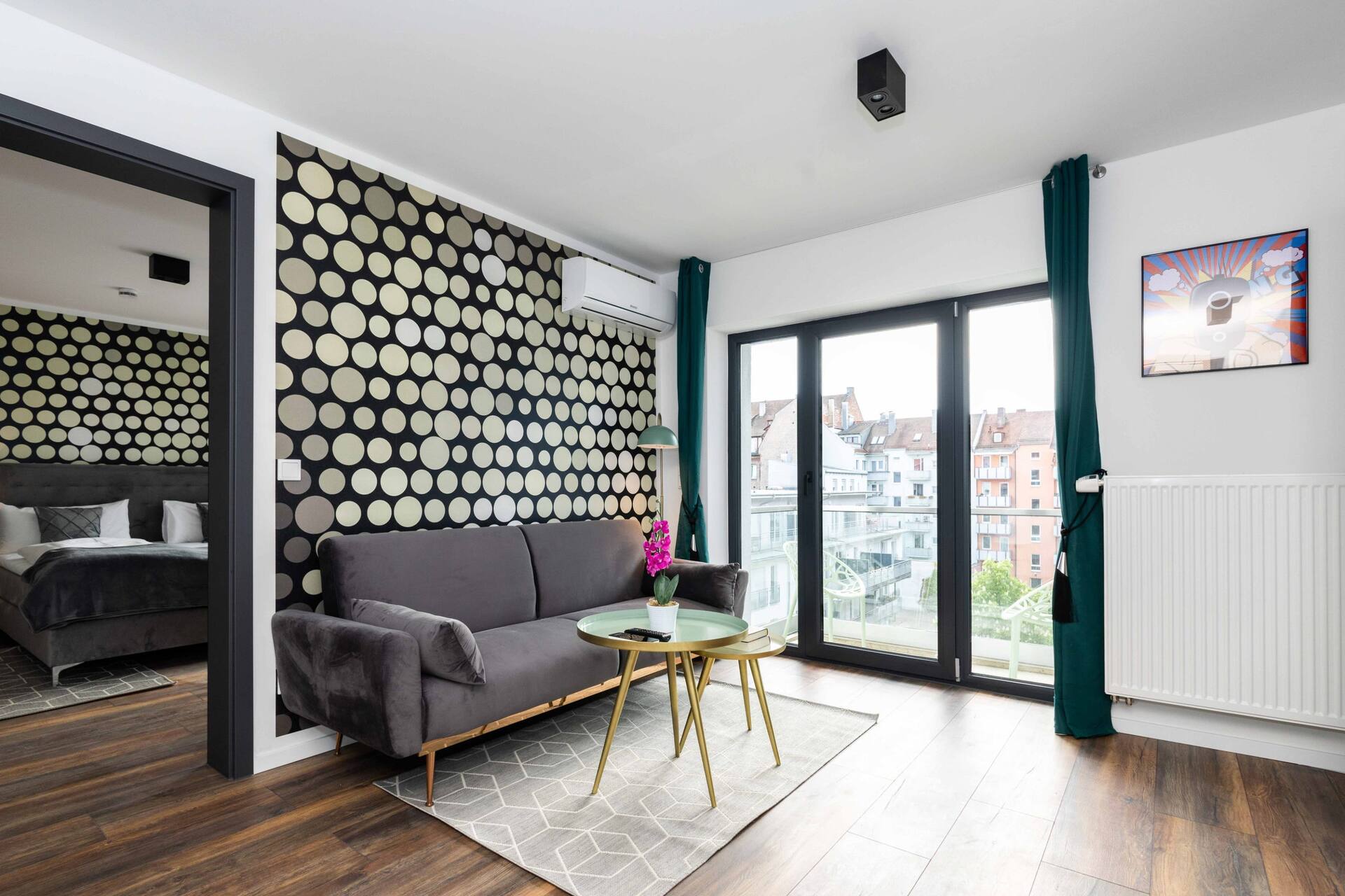 Deluxe apartment with 1 bedroom and balcony — zdjęcie 3