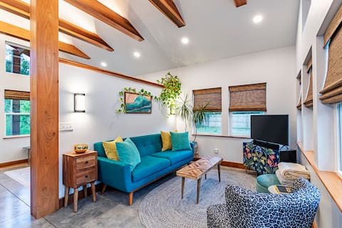 Successful Airbnb property: Luxury Small Cottage at Kitty Hawk Reserve in Kitty Hawk