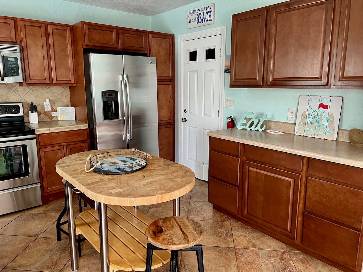 The Salty Shores Beach House