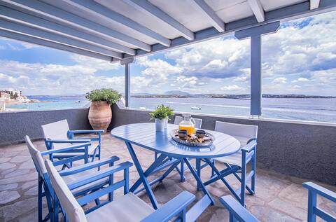 Traditional Seaside Villa in Spetses