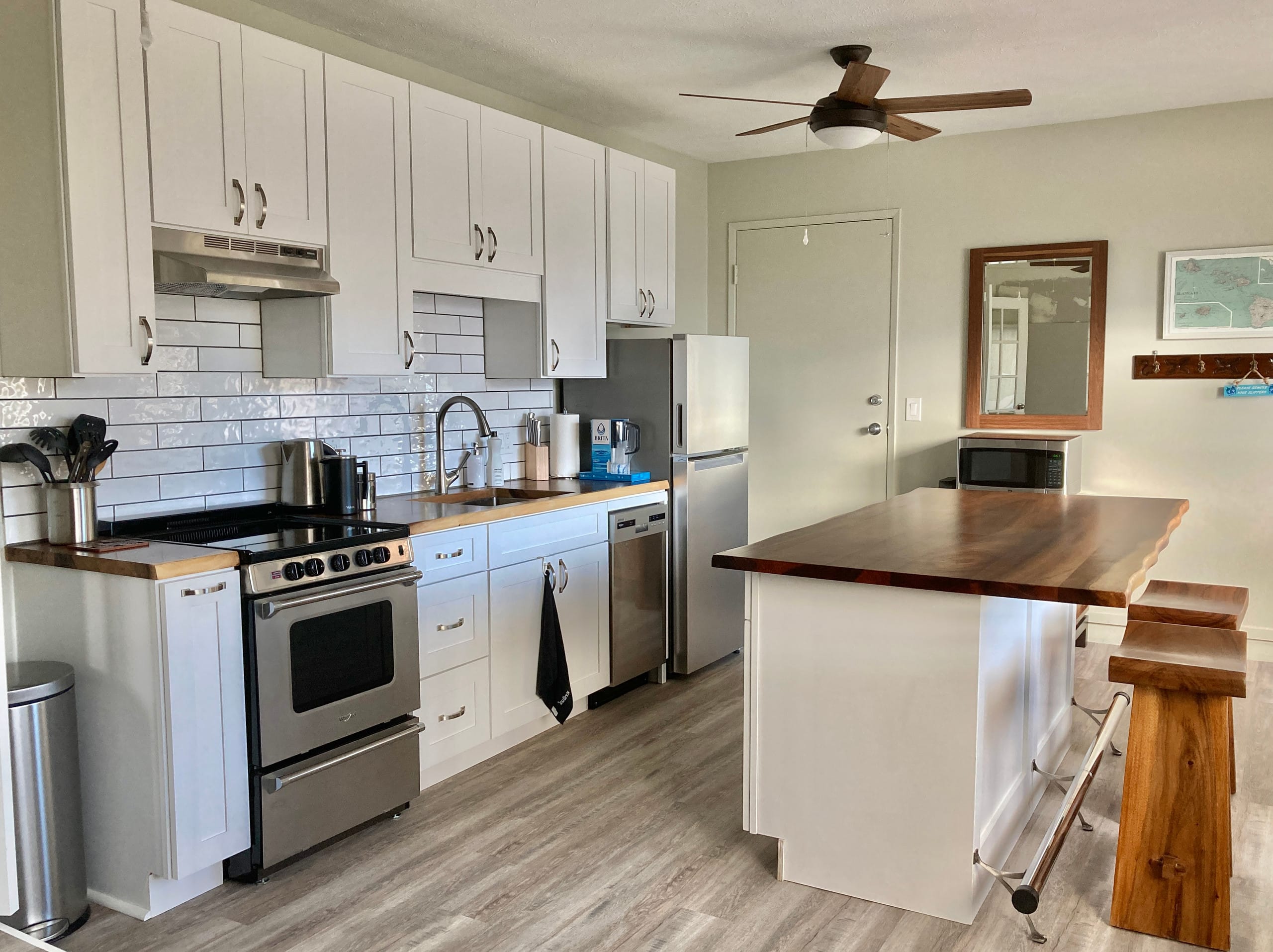 Fully Remodeled Spacious Suite in Hilo W/AC - Image 2