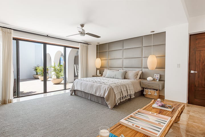 ห้องมาสเตอร์สวีทชั้นล่าง