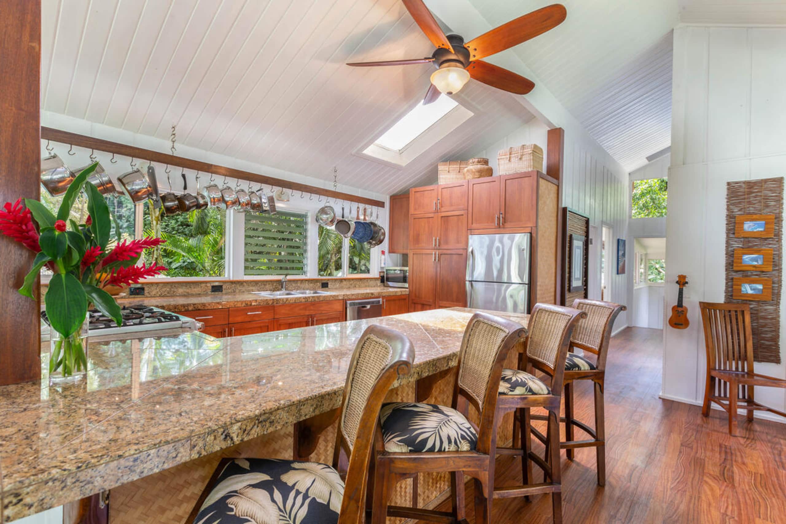 Home in Hanalei · ★4.98 · 4 bedrooms · 4 beds · 2 baths - Photo 6
