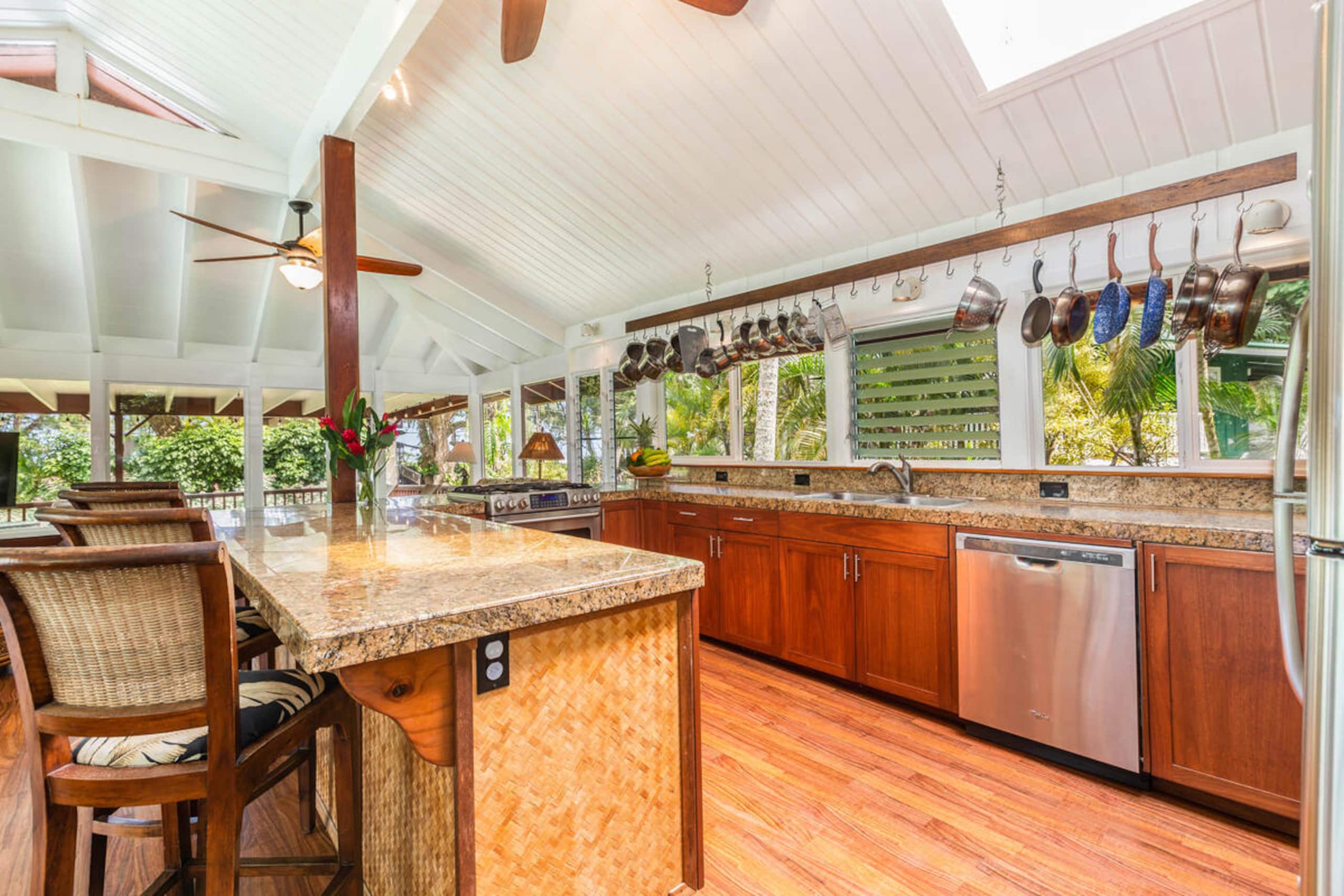 Home in Hanalei · ★4.98 · 4 bedrooms · 4 beds · 2 baths - Photo 7
