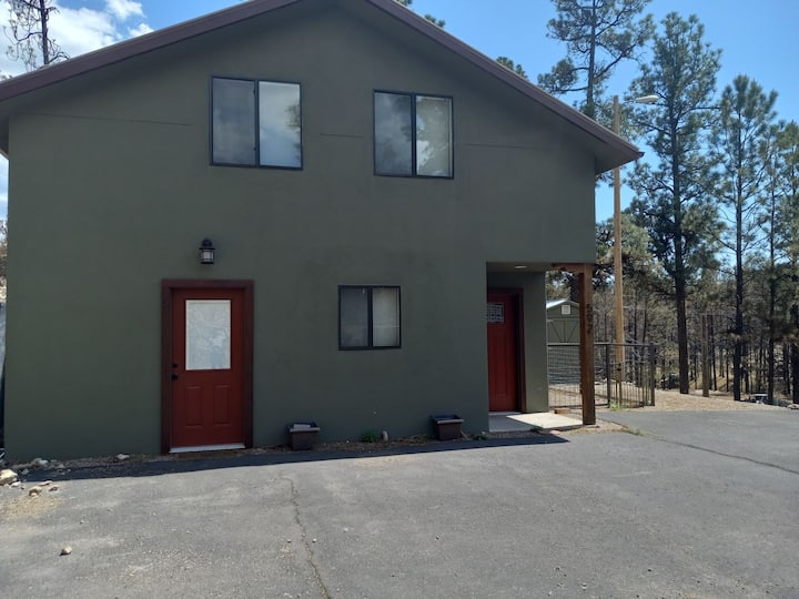 Secluded and Accessible 4 Bedroom Home Houses for Rent in Ruidoso
