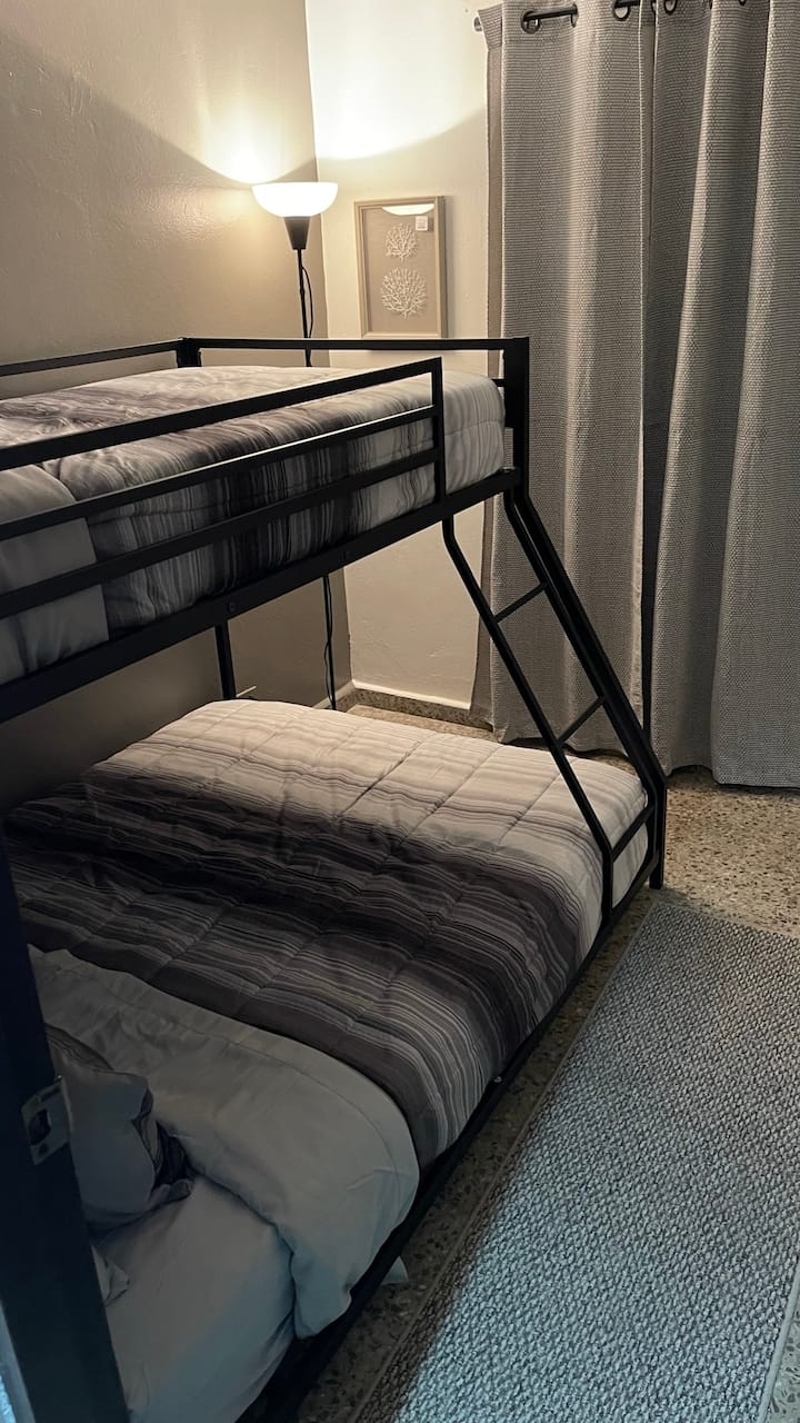 (Twin Over Full) Bunk, për të rritur dhe fëmijë të tjerë