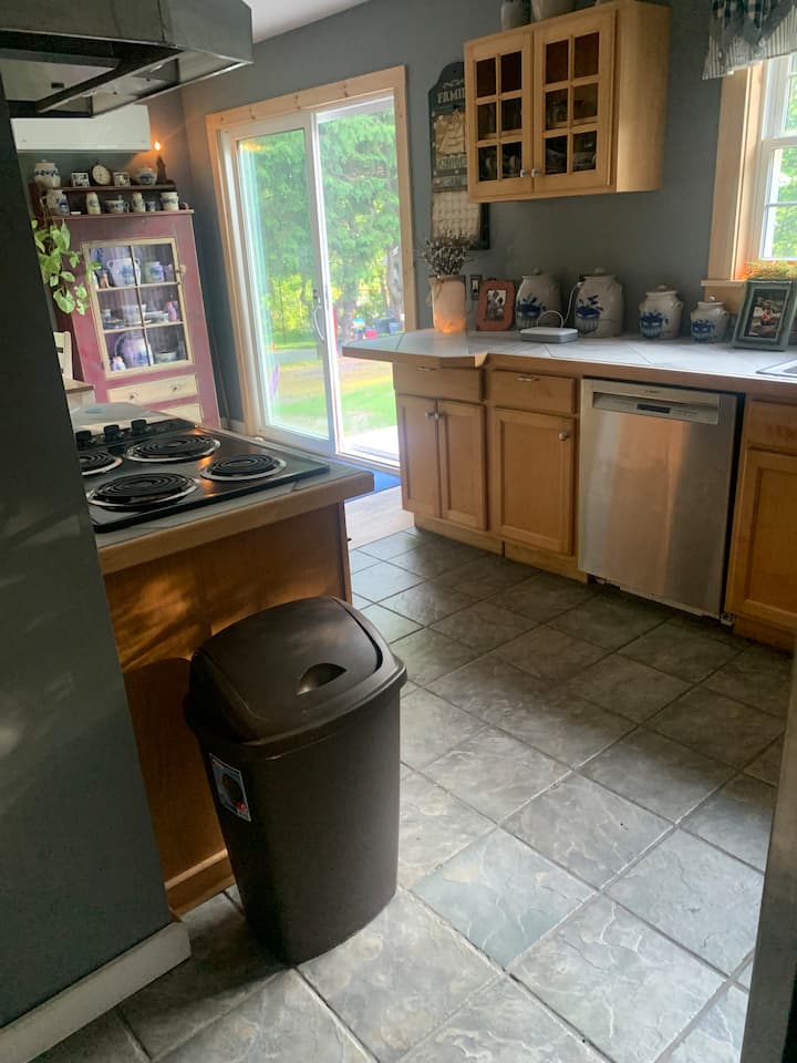 Barton Bungalow Houses for Rent in Presque Isle, Maine, United States