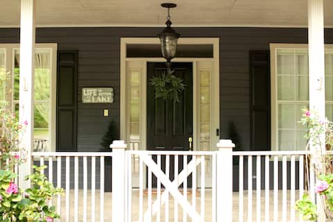 Cypress Lakefront Escape W/Private Cottage