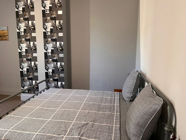 chumba cha kulala 4 nyumba kubwa