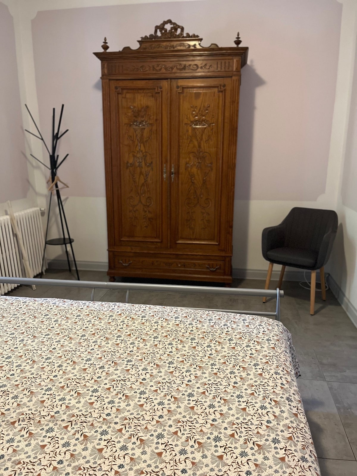 dhomë gjumi 1 shtëpi e madhe