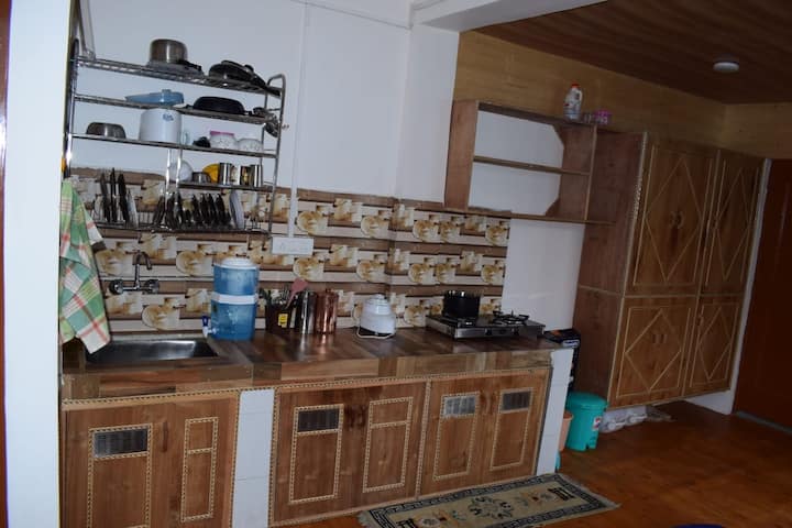 Tranquil Stay At Himalayan Height - Manali