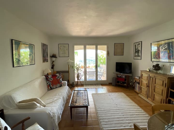 Maison Chaleureuse Avec Piscine - Grimaud