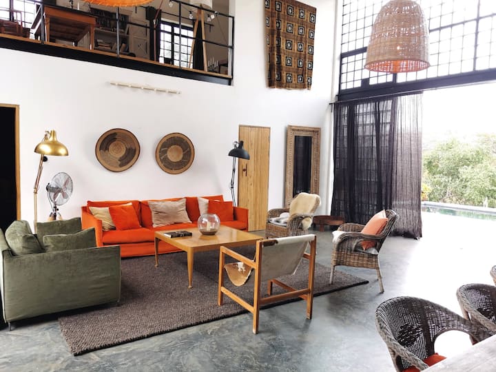 Wildlife House – Stylish Escape, Mountain View - Tanzania